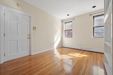 15 Thacher St unit 2, Boston, MA 02113 - photo 7