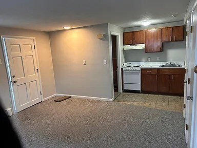 65 Bacon St unit 1, Waltham, MA 02451 - photo 2