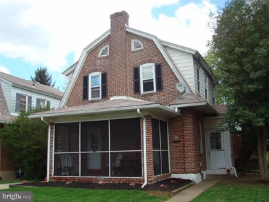 185 E Parkway Ave, Chester, PA 19013 - photo 2