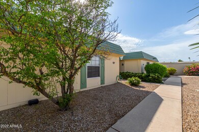 10556 W Ocotillo Dr, Sun City, AZ 85373 - photo 2