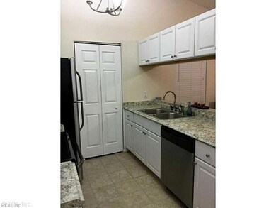 4254 Thalia Station Cir unit 202, Virginia Beach, VA 23452 - photo 4