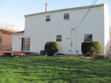 1693 Calgary Dr, Columbus, OH 43229 - photo 3