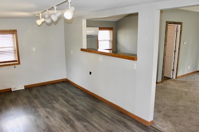 306 3rd St, Blairsburg, IA 50034 - photo 7