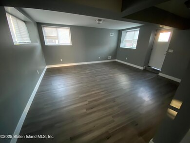 39 Torrice Loop, Staten Island, NY 10309 - photo 2