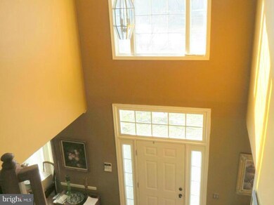 11502 Dyrham Ln, Glenn Dale, MD 20769 - photo 2