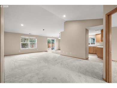 52269 SE Tyler St, Scappoose, OR 97056 - photo 4