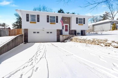 1519 Highland Dr, Manhattan, KS 66503 - photo 2