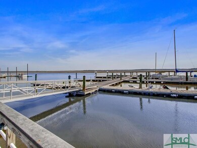 Incredible views of Medway river and a slip at the
