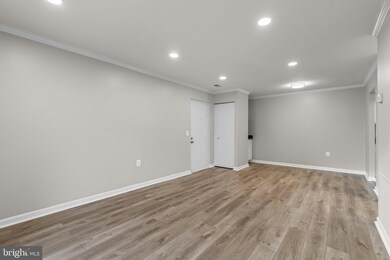 18302 Streamside Dr unit 104, Gaithersburg, MD 20879 - photo 7