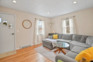 39 Moss Ave, Holyoke, MA 01040 - photo 5
