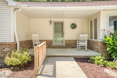 110 Greentree Cir, Aurora, OH 44202 - photo 6