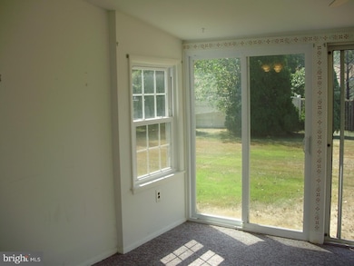 157 Lakebridge Dr, Woodbury, NJ 08096 - photo 7