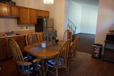 28 Thatcher Square, Brockton, MA 02302 - photo 7