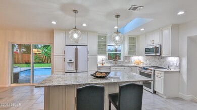 3 Wisteria Dr-18