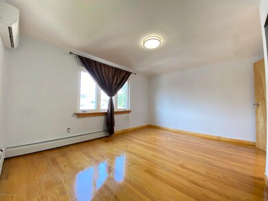 360 Mcclean Ave, Staten Island, NY 10305 - photo 5