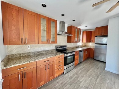 98 Pine St unit 2, Swampscott, MA 01907 - photo 4