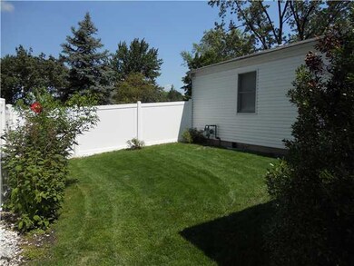 6401 Peardale Rd E, Columbus, OH 43229 - photo 6