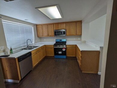 702 Daniels Ave, Vallejo, CA 94590 - photo 6