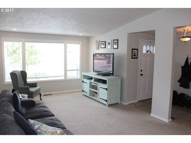 1286 Stone Creek Dr, Eugene, OR 97404 - photo 5