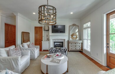 128 N Maple St Suite B-21