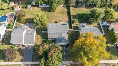 337 Weatherford Ln unit 6B, Naperville, IL 60565 - photo 2