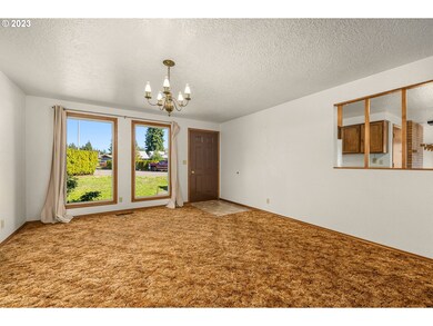 451 N Knott St, Canby, OR 97013 - photo 6