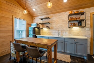 1202 Archer St unit B, Houston, TX 77009 - photo 5