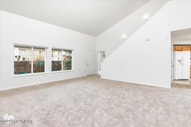05-Living Room 20220930-DW-4586