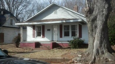 620 Armfield St, Statesville, NC 28677 - photo 2