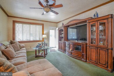 4352 E Thompson St, Philadelphia, PA 19137 - photo 4