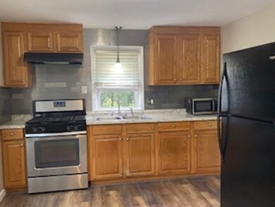 1091 Mammoth Rd unit l, Dracut, MA 01826 - photo 3