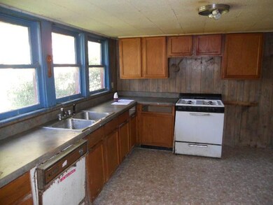 820 N 15th Ave, Laurel, MS 39440 - photo 7