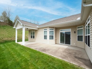 731 Mission Hills Dr, Canonsburg, PA 15317 - photo 4