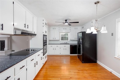 2510 Camelot Cir, Marietta, GA 30062 - photo 6