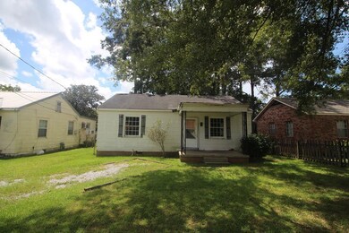 1626 Lincoln St, Laurel, MS 39440 - photo 2