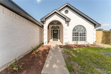 844 N 7th St, Alamo, TX 78516 - photo 4