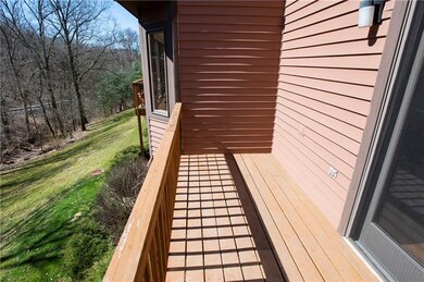 Great Room has a deck too with plenty of room for 