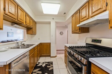 18600 Village West Dr unit 401, Hazel Crest, IL 60429 - photo 7