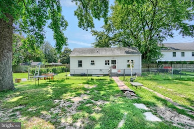 1702 Wilson Point Rd, Middle River, MD 21220 - photo 3