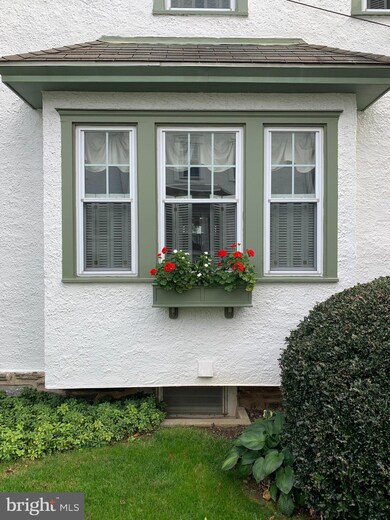 2304 Chestnut Ave, Ardmore, PA 19003 - photo 2