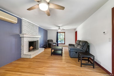 47 Timberline Dr, Poughkeepsie, NY 12603 - photo 5