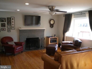 22991 Gunston Dr, Lexington Park, MD 20653 - photo 2