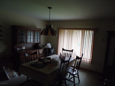 1442 W Locust St, Scranton, PA 18504 - photo 7