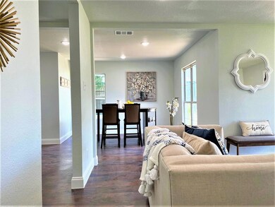 401 Fair Ave, Gainesville, TX 76240 - photo 5