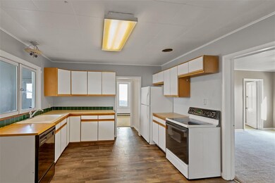 110 4th St, Cheney, WA 99004 - photo 6