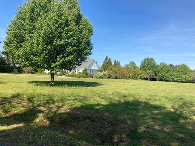 Adjacent lot to South