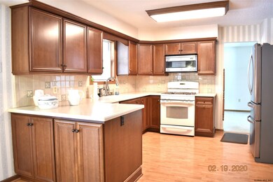 546 Acland Blvd, Ballston Spa, NY 12020 - photo 7