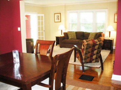 205 Fallis Rd, Columbus, OH 43214 - photo 4