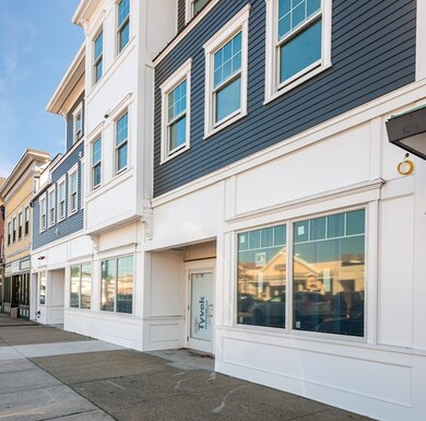 44 Maple St unit 2, Danvers, MA 01923 - photo 2