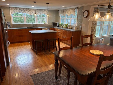 lots of natural light!